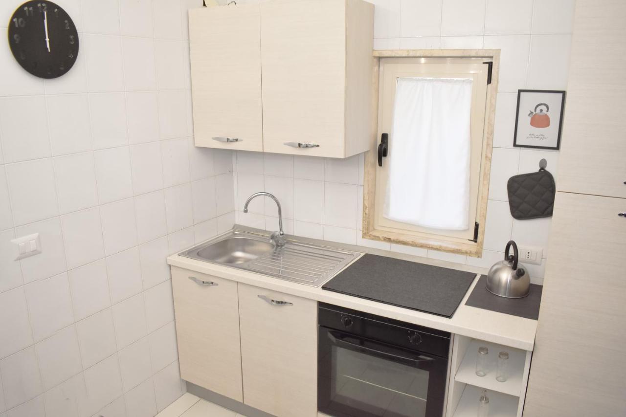 Your Home, In The Center Of Bari Extérieur photo